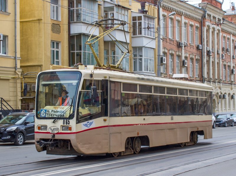 Трамвай к1е6