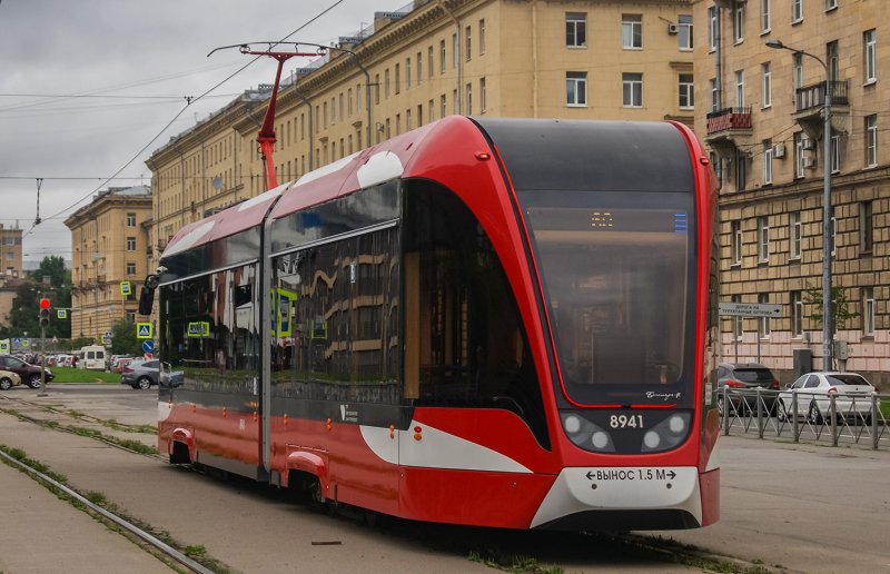 Трамваи для Санкт-Петербурга 71-421