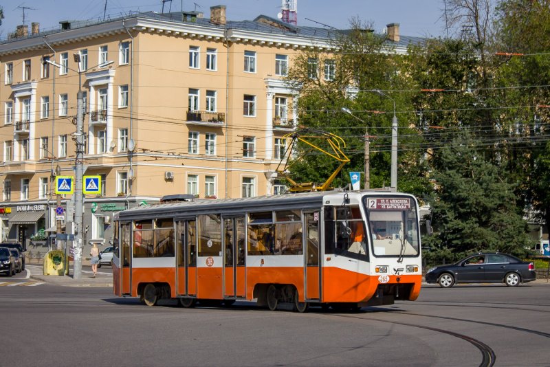 Трамваев модели 71–619к