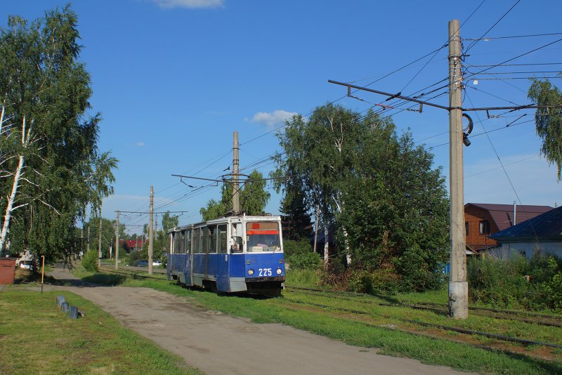 Последний трамвай 71-605 с завода