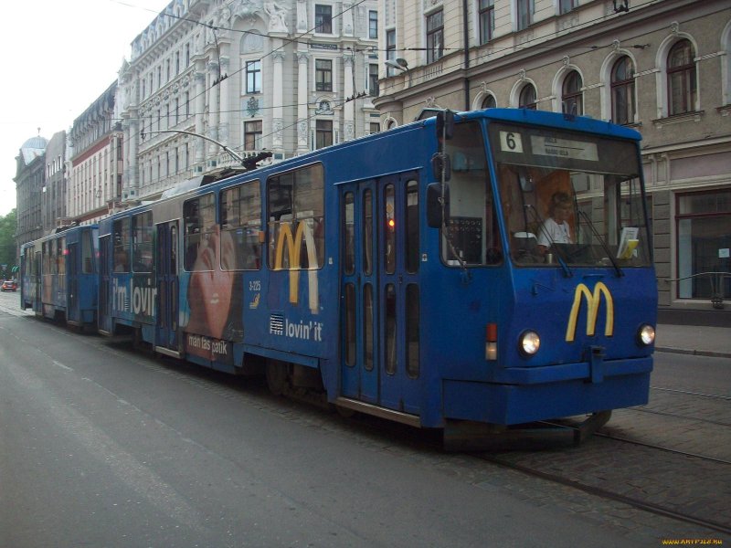 Трамвай Рига улица Тапешу