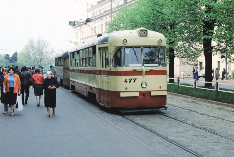 Трамвайный вагон 766