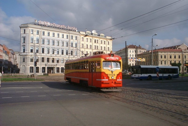 Рига трамвай МТВ-82