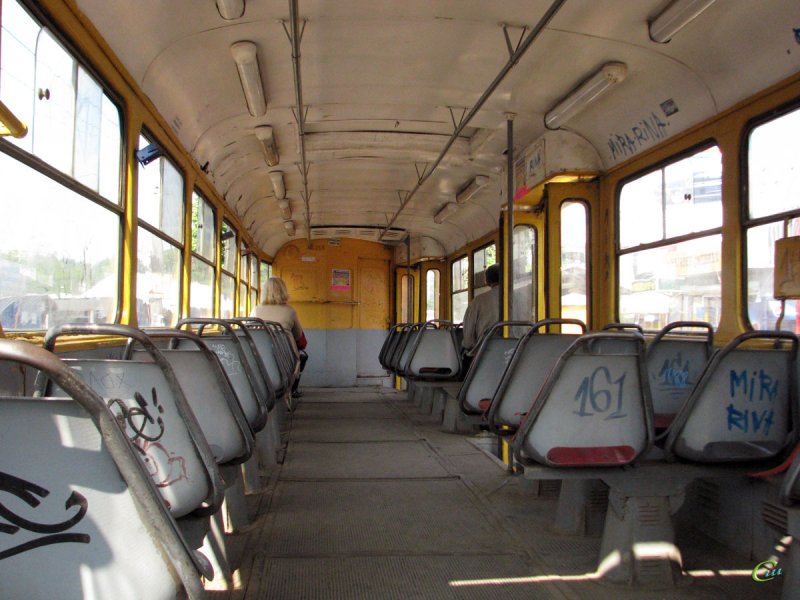 Трамвай Татра т3 салон