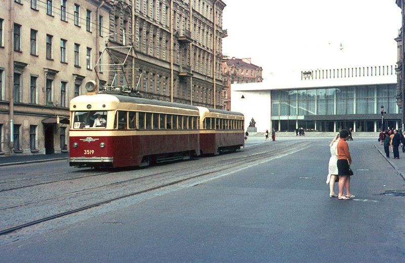Ленинградский трамвай лм-47