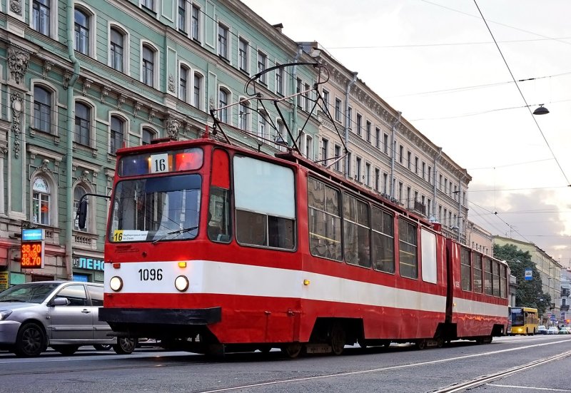 Трамвай 16 Санкт-Петербург