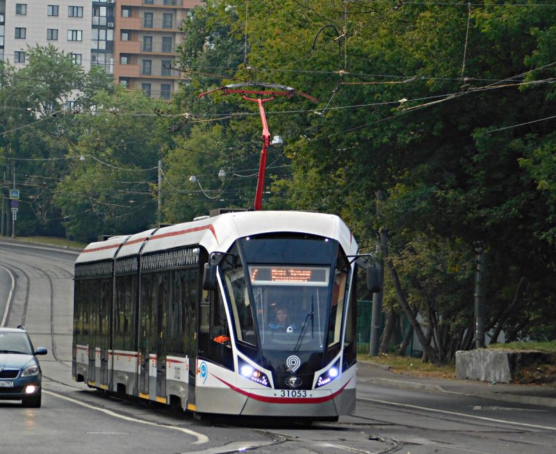 Современный трамвай в Москве