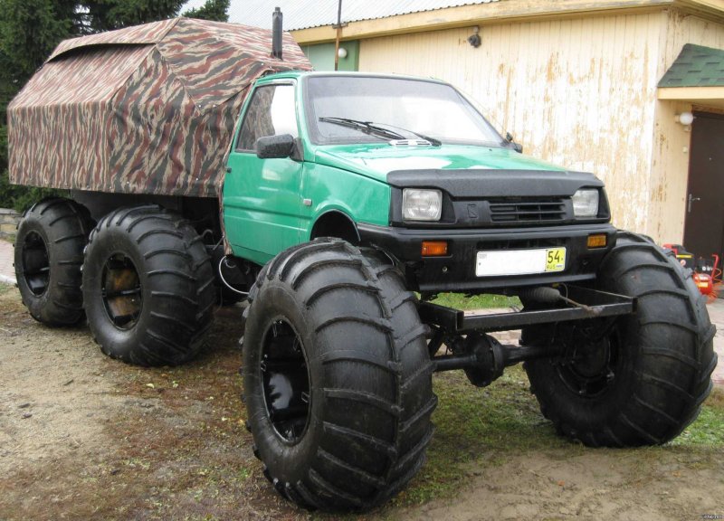Ока болотоход