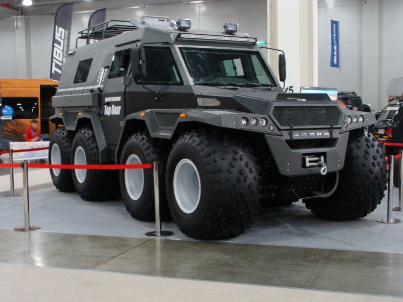 Снегоболотоход шаман 8х8