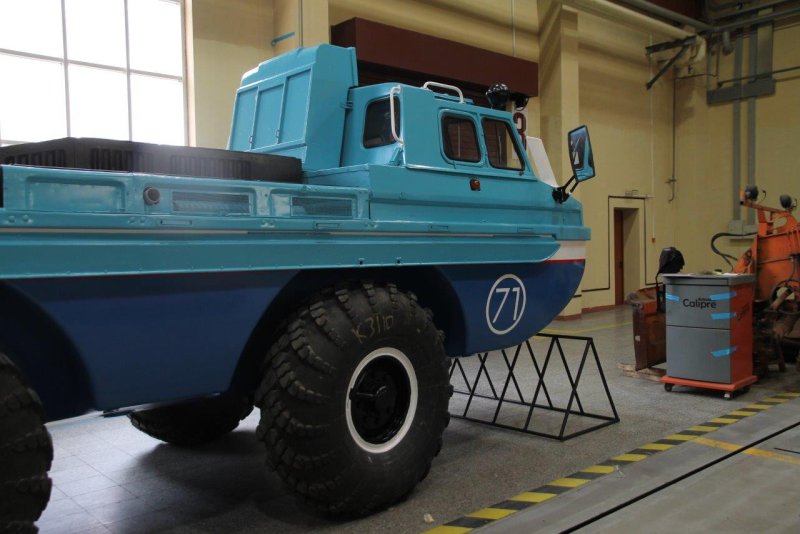 ЗИЛ-49061 салон
