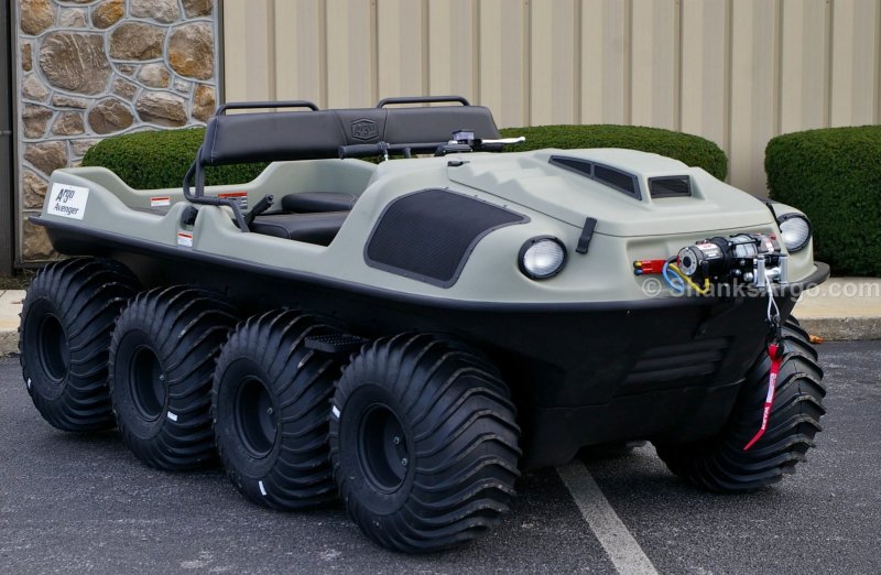 Вездеход-амфибия "Argo Avenger 8x8