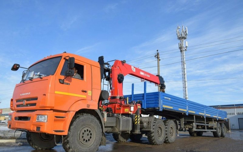 КАМАЗ-43118 6х6 с КМУ