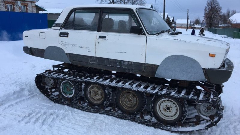 ВАЗ 2106 гусеничный вездеход
