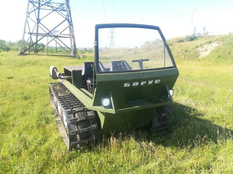 Гусеничный вездеход Борус