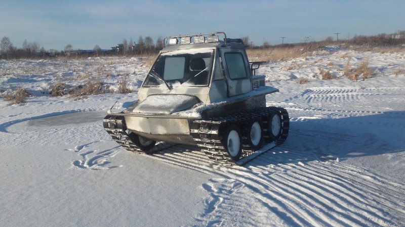 Гусеничный вездеход Юкон