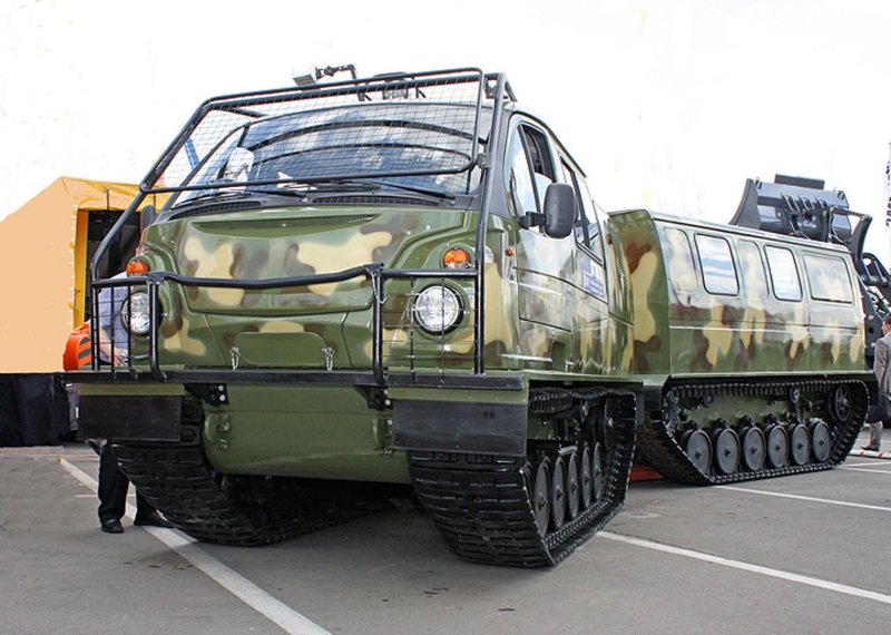 Гусеничный снегоболотоход ГАЗ-3344