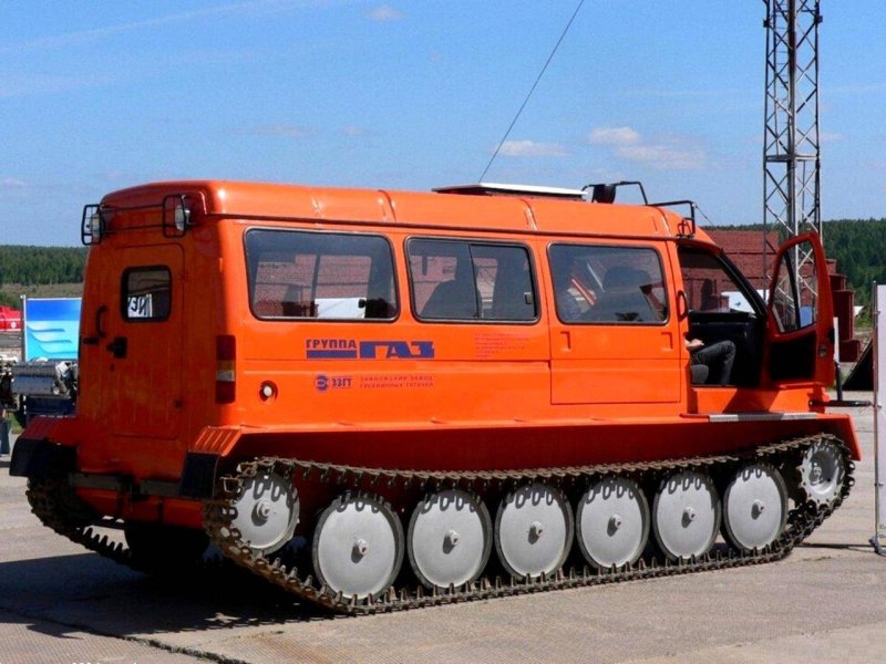 Гусеничный снегоболотоход ГАЗ 34039 Ирбис