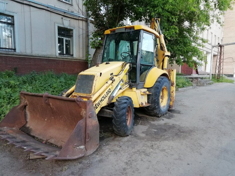 Полякский погрузчик 2000