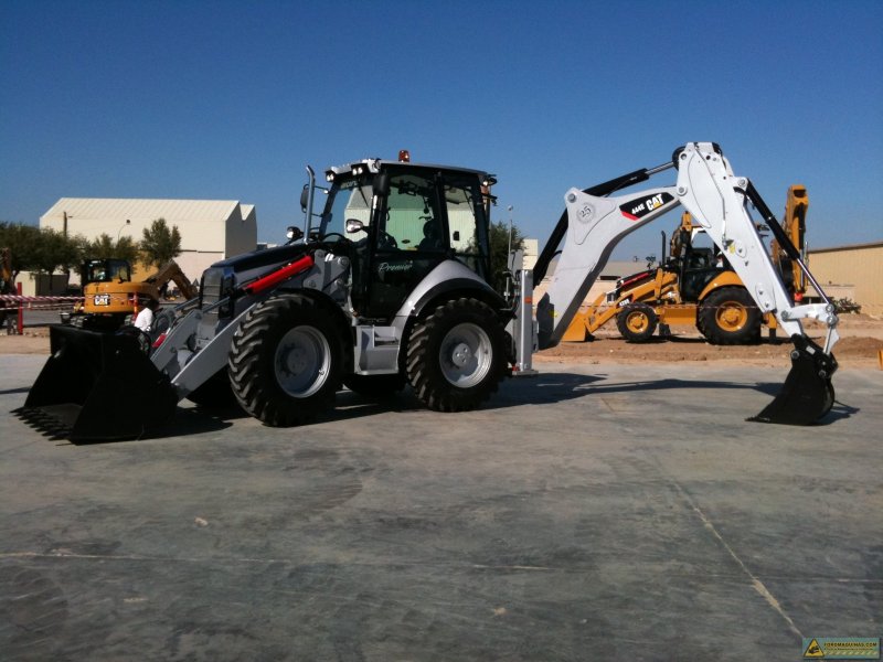 Caterpillar (Cat 444)