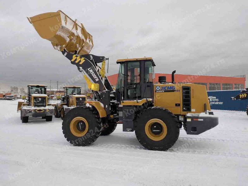Фронтальный погрузчик XCMG lw330fn