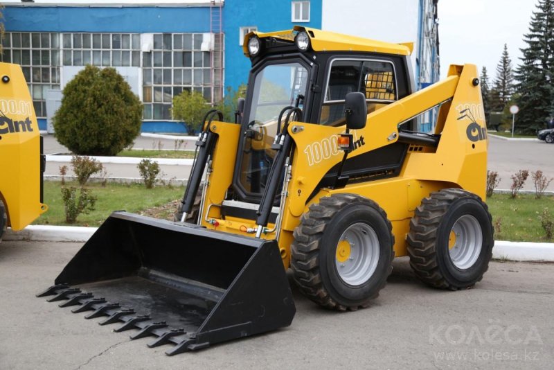 Мини-погрузчик Ant 750