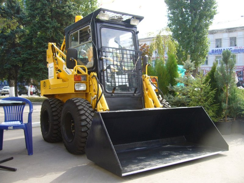 Мини погрузчик МКСМ 800н
