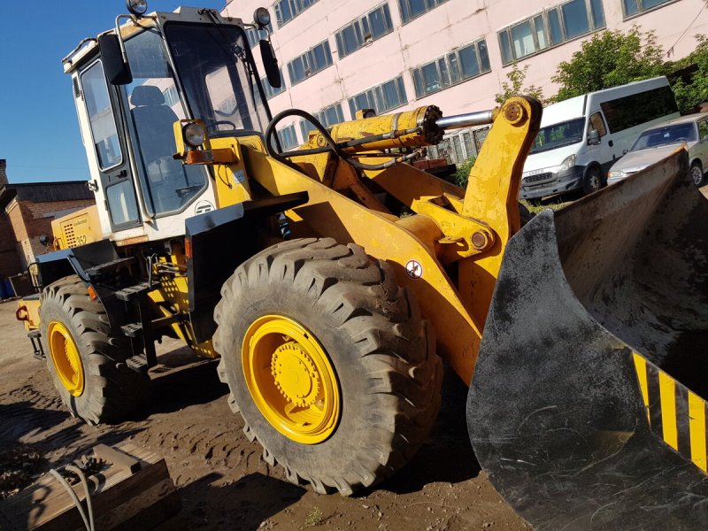 Фронтальный погрузчик Амкодор 352с