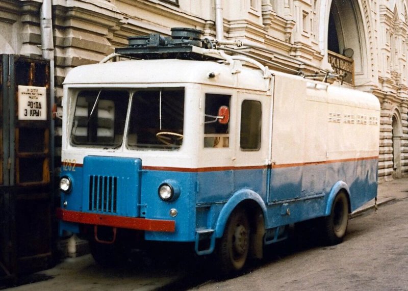 Грузовой троллейбус тг-3м