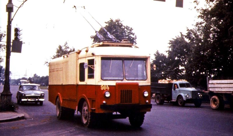 Грузовой троллейбус тг-3м
