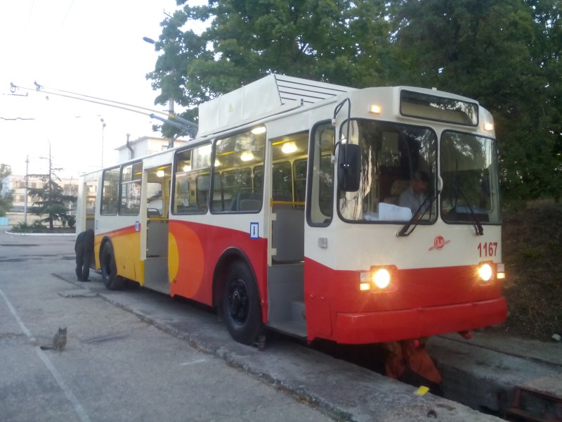 ЗИУ-9 троллейбус модернизированный