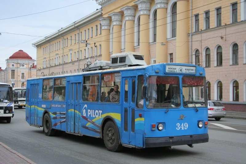 Троллейбус ЗИУ 682 Томск