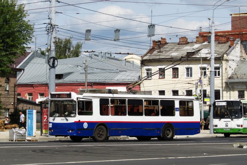 Троллейбусы ЗИУ 682 Г-016.02