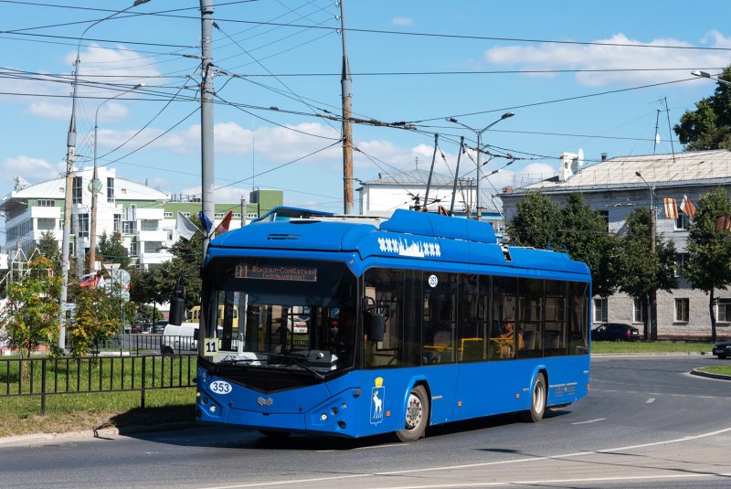 1 43 Троллейбус БКМ 321