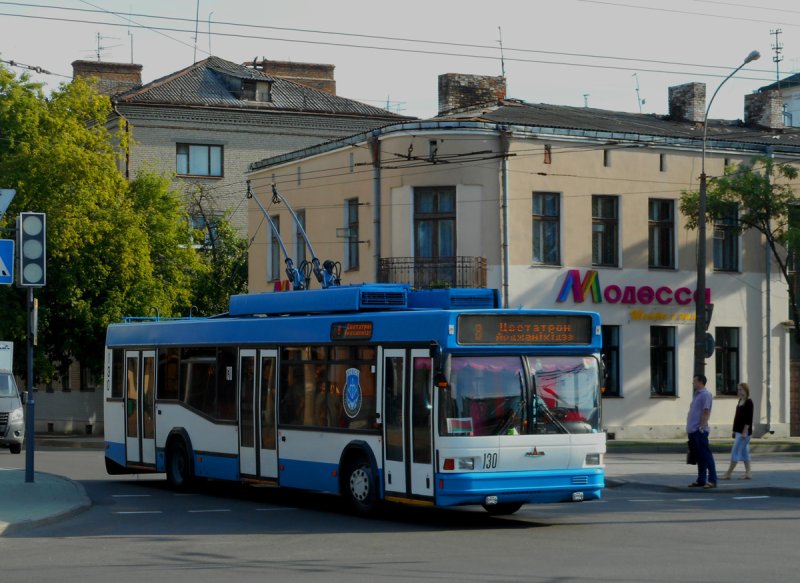 Троллейбус 130