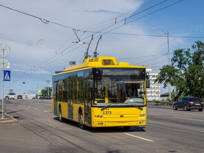 Троллейбус Киев-1