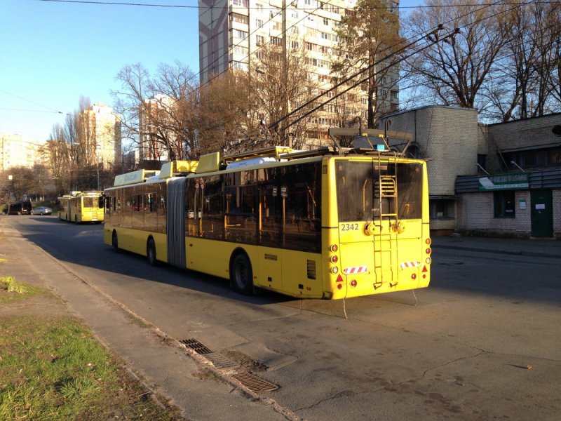 Автобус троллейбус
