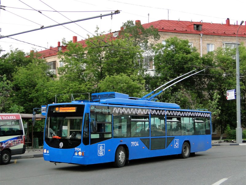 Троллейбусы ВМЗ Москва голубые