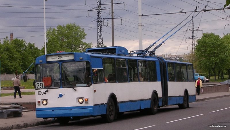 Троллейбус ЗИУ