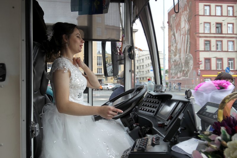 Свадьба в троллейбусе
