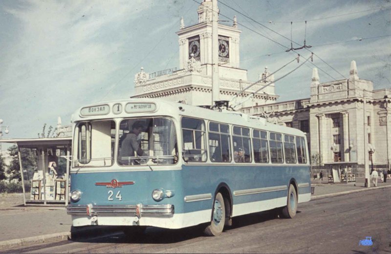 ЗИУ-5 троллейбус
