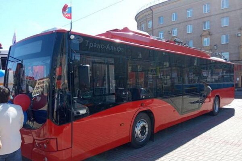 Новые красные троллейбусы Брянска