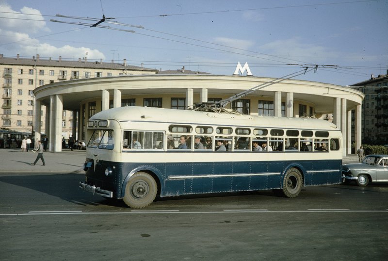 МТБ-82 троллейбус в Москве