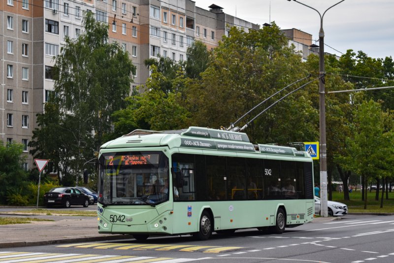 БКМ 32100d троллейбус