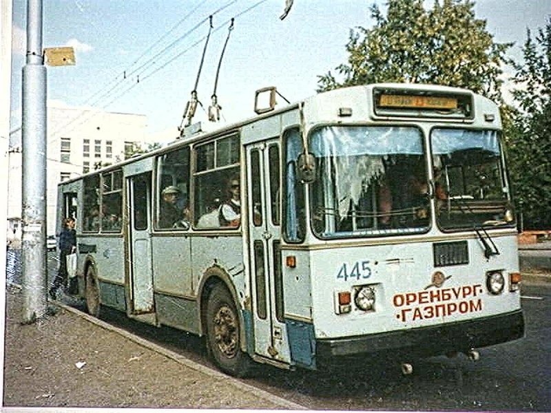Первый троллейбус в Оренбурге