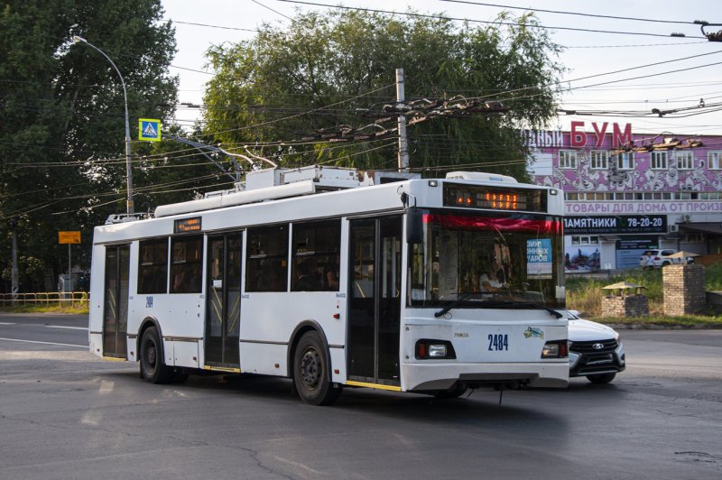 Троллейбус Тролза 5275