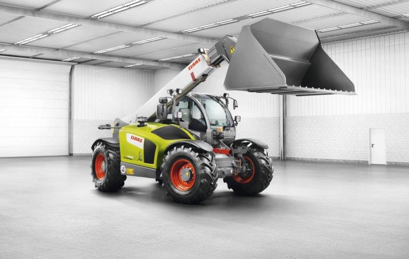 Телескопический погрузчик CLAAS