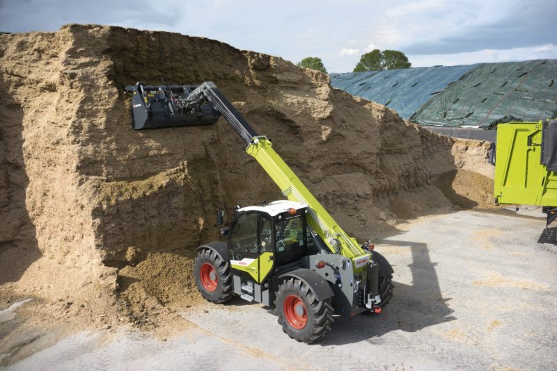CLAAS Scorpion 1033