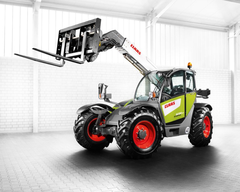 Телескопический погрузчик CLAAS Scorpion