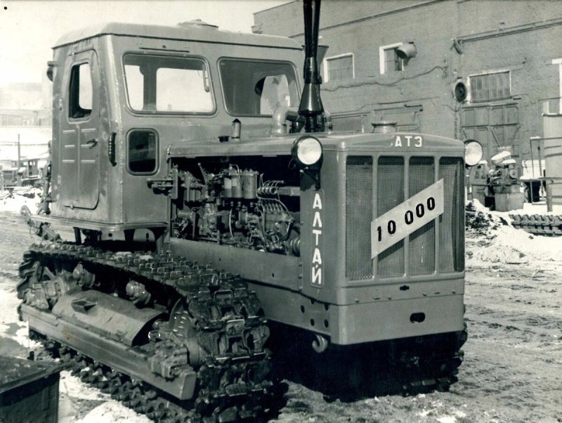 Т-4 трактор