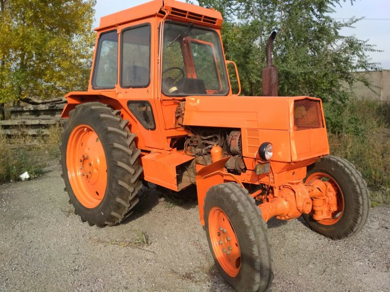 Колесный трактор ЛТЗ-55